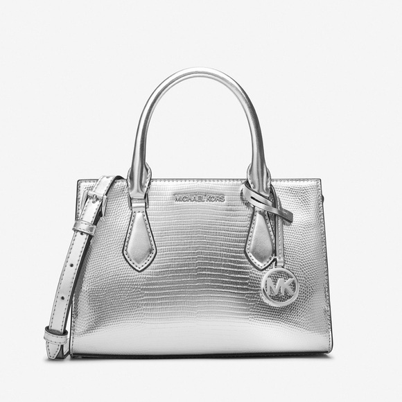 SOLD‼️Michael Kors Lizard Embossed Small Sheila
Satchel / Crossbody - Picture 6 of 9